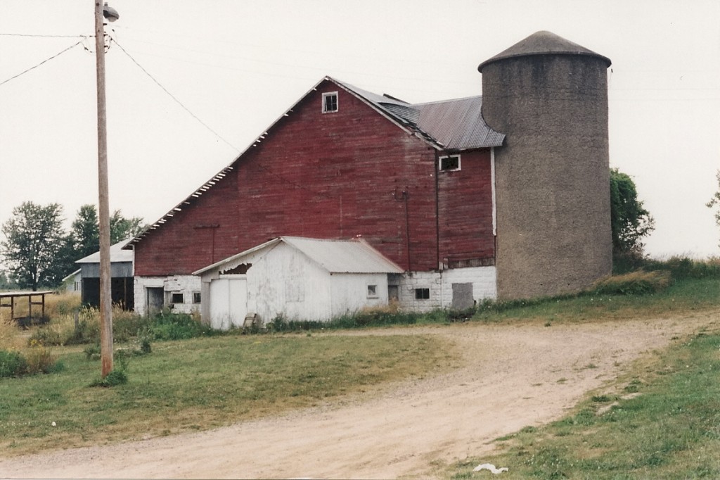 The red David Falconer barn of my father near Scottville, Michigan. Photo by Barbara Newhall