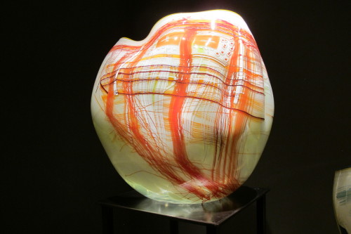 Red and cream Glass bowl by Dale Chihuly from his early Basket series. Photo by Barbara Newhall