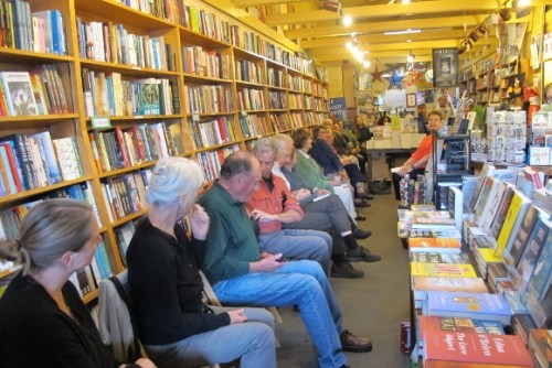 Author event at A Great Good Place for Books for Barbara Falconer Newhall's "Wrestlng with God" book, May 13, 2015. k, Barbara is a member of Women's National Book Association Jon Newhall foto