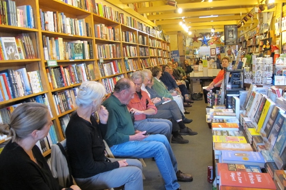 Author event at A Great Good Place for Books for Barbara Falconer Newhall's "Wrestlng with God" book, May 13, 2015. Jon Newhall foto