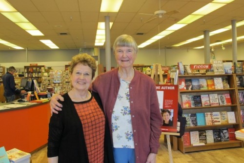 Author Barbara Falconer Newhall and interviewee Sister Barbara Hazzard gave a book talk at Orinda Books in Orinda, California, May 16, 2015. Photo by Jon Newhall