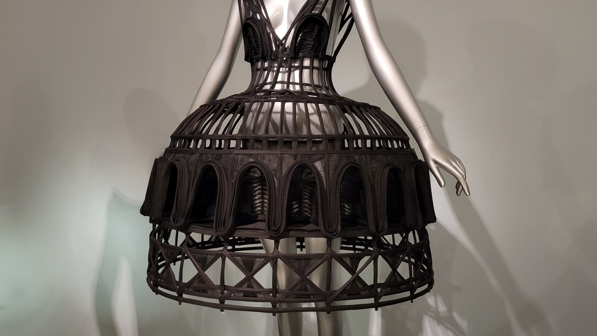 from the chinese couturier collection l'architecture