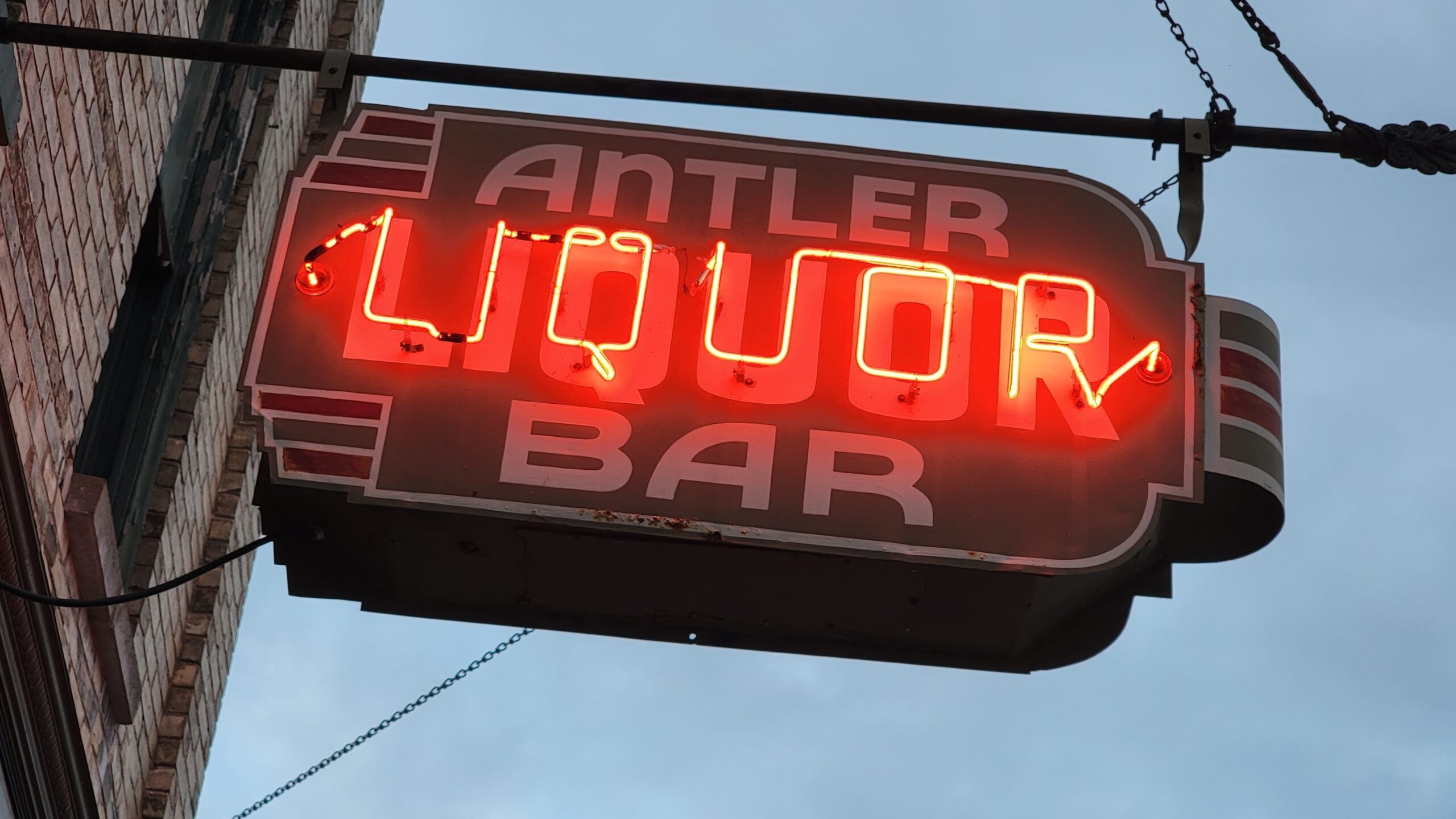 antler-bar
