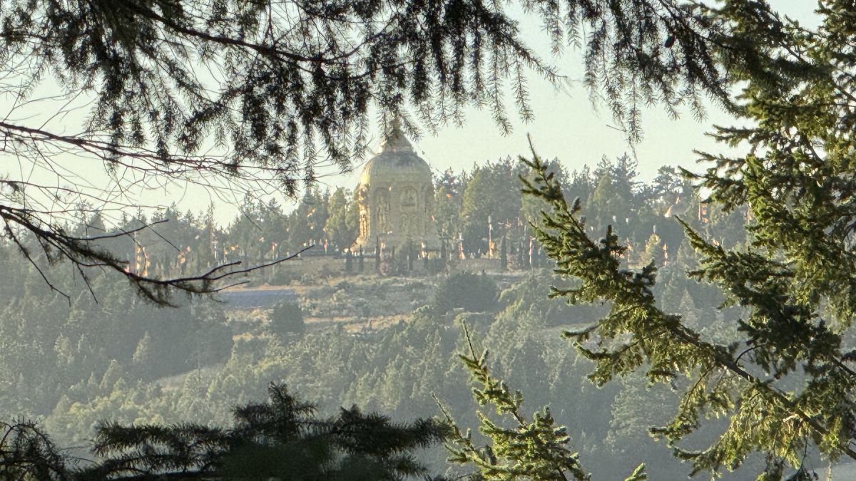 prayer flags were flying what is prayer odiyan-Cintamani-Temple